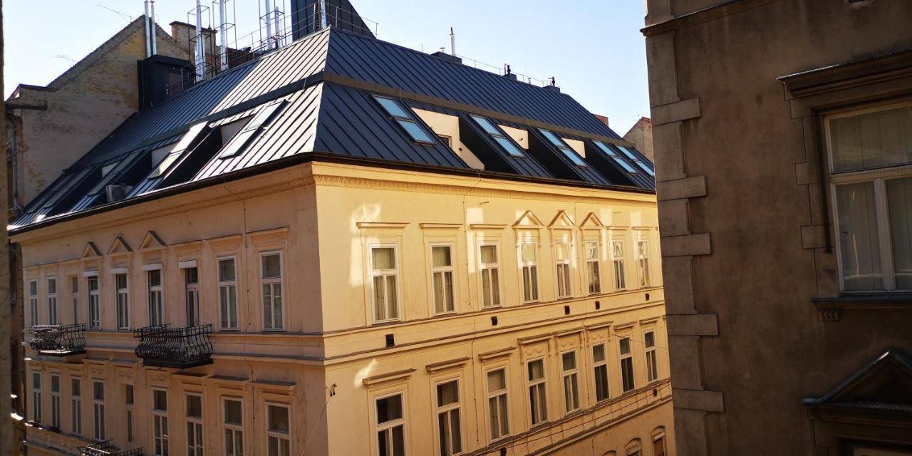 Luxury Apartment In The City Center With Parking Budapest Exterior foto