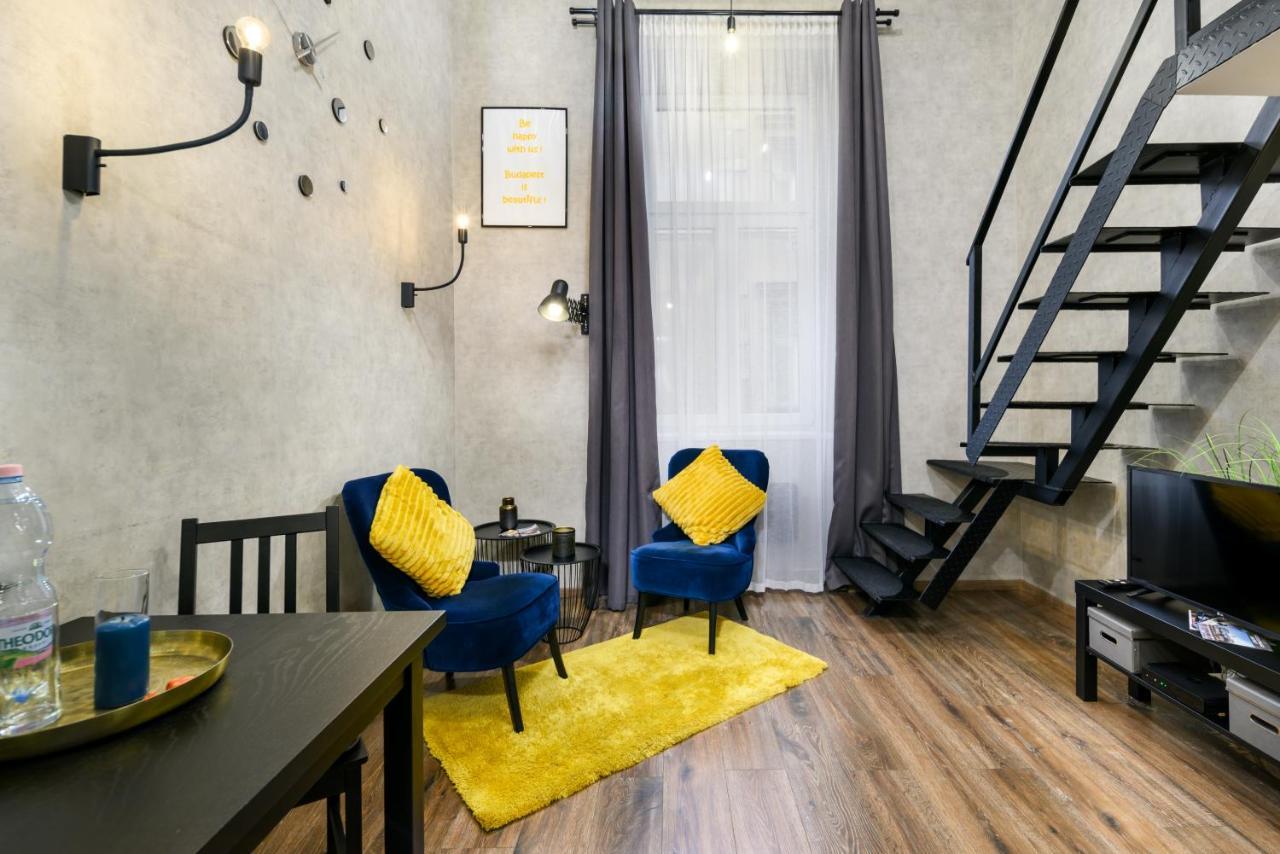 Luxury Apartment In The City Center With Parking Budapest Exterior foto